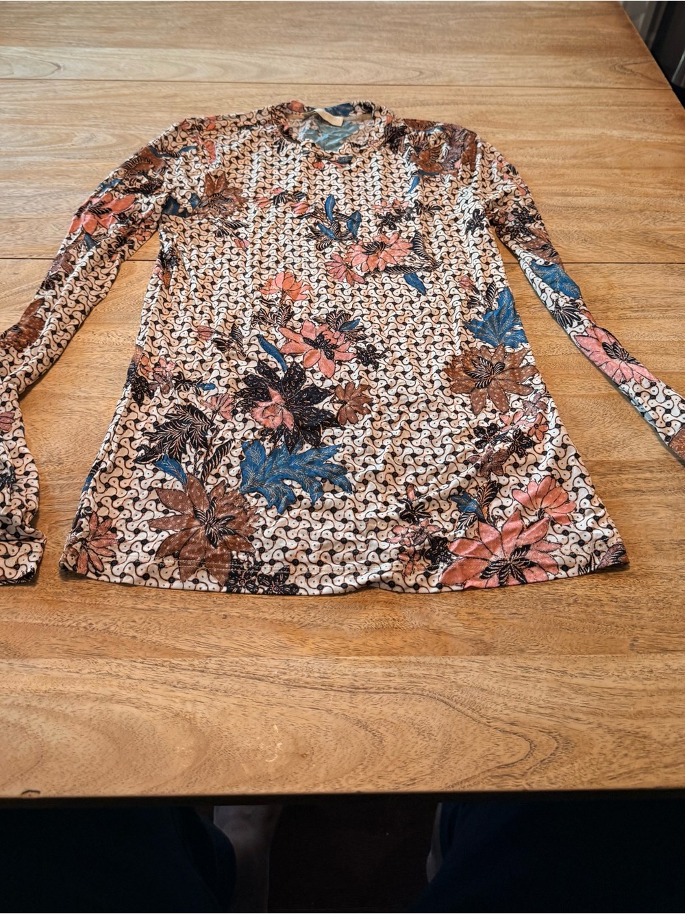 Ulla Johnson Cream Floral Long-Sleeve Crewneck Top with Pink and Blue Accents - Picture 2 of 3